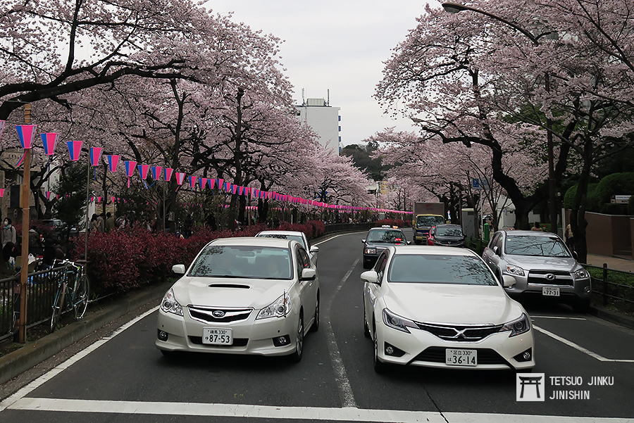 日本人的道路駕駛一直給人相當遵守交通規則的印象，而事實上日本的車禍肇事率也幾乎是全球最低，然而近年來的高齡駕駛者的事故卻是年年增加。圖/陳威臣