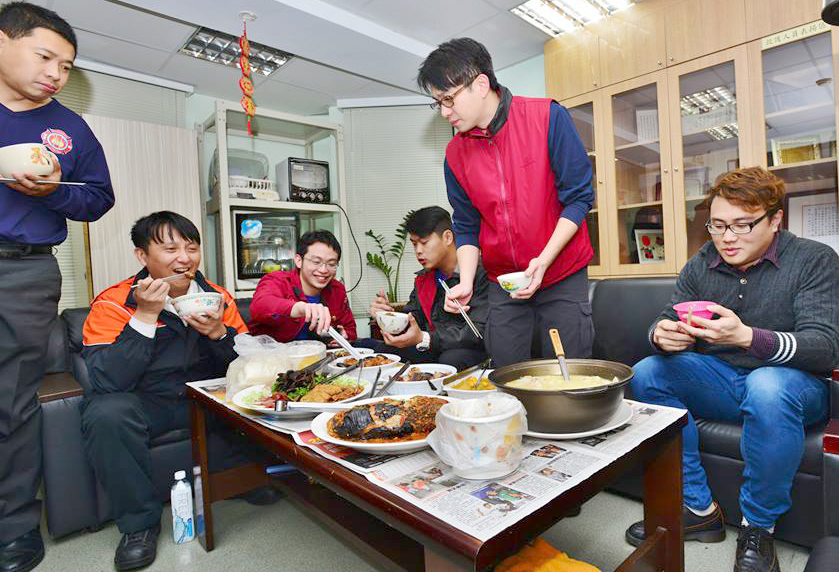 許多替代役生活在外，於服務單位自行開伙。（圖為示意圖／郭文宏資料照）