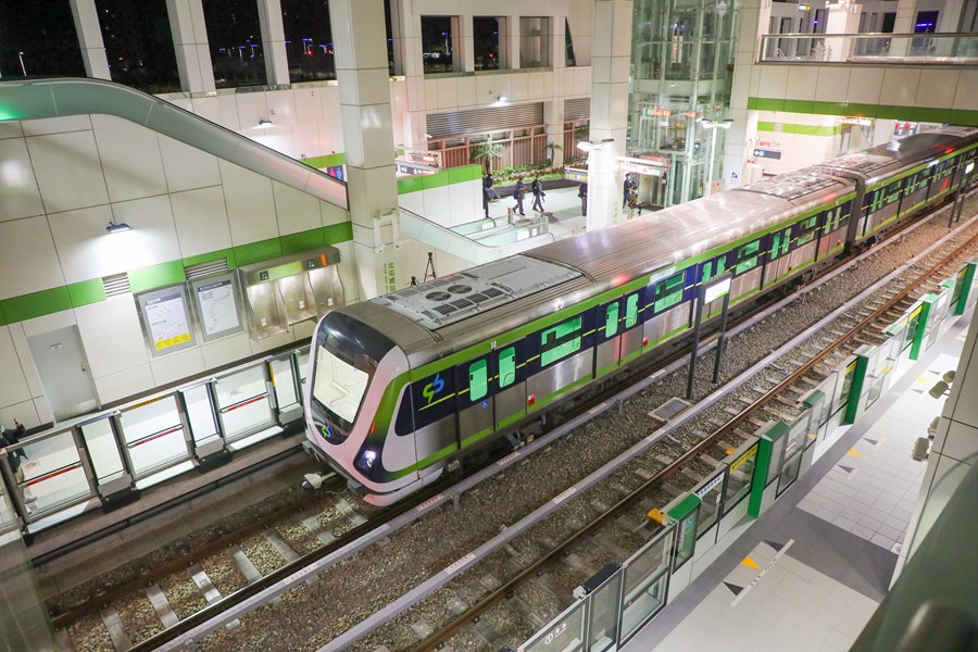 台中捷運綠線今2021年3月25日(四)起展開30天免費試營運。