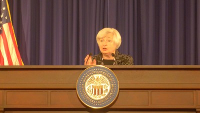 美國聯邦準備理事會（Fed）召開為期兩天的聯邦公開市場委員會（FOMC）後，由Fed主席葉倫18日（當地時間）召開記者會，重申2015年以前不會升息政策。（中央社）