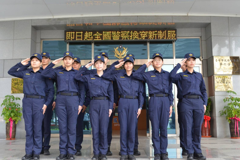 《警察職權行使法》開宗明義就寫得很清楚，警察在執行公務時，是不可以侵犯到人民權益、破壞公共秩序以及損害社會安全的。示意圖／擷自內政部警政署網站