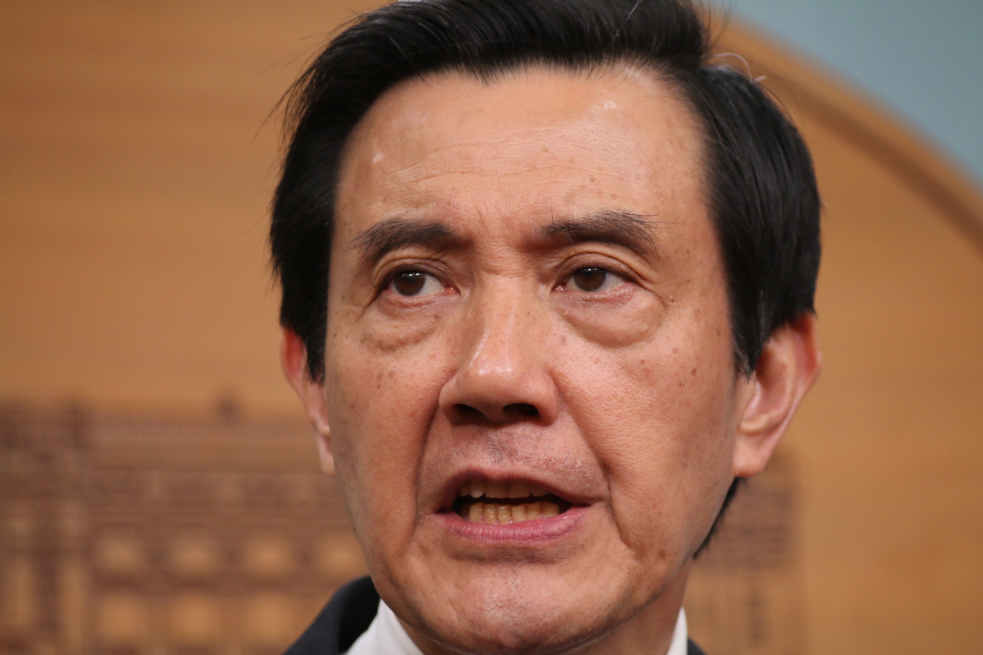 馬總統昨晚因白內障開刀。（記者何豪毅攝）