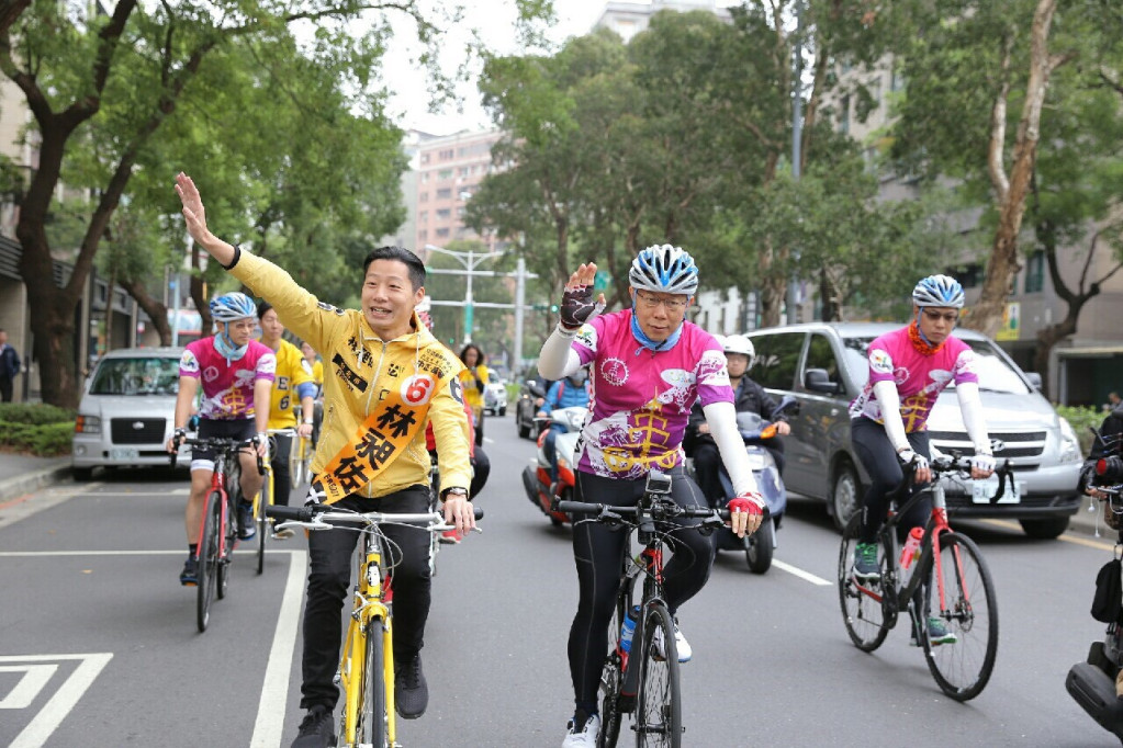 蔡正元批林昶佐母親賺人民幣，林昶佐：蔡正元將服務台商的專業人士抹黑為「買辦」，著實令人訝異。（ 檔案照片）