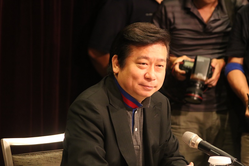 前陸委會主委張顯耀在「洩密案」不起訴後從媒體上消失,國民黨擬今天通過徵召參選高雄左楠區立委。(資料照片,記者何豪毅攝)20150923