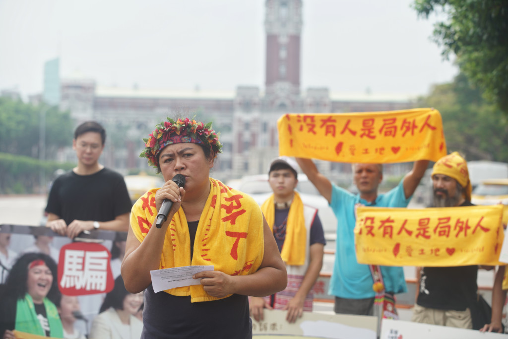 原轉小教室在凱道和台大醫院站外已經駐紮超過400天，今晚接到捷運公司開出的第一張紅單。圖／民報資料照