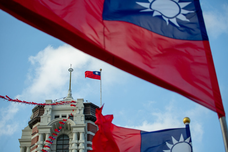 在台灣人執政的台灣土地舉辦中華民國國慶，此乃台灣社會長期遭殖民迫害而致的集體斯德哥爾摩情結作祟。圖／總統府