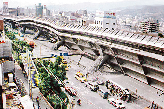 日本阪神大地震。（圖片取材於網路）