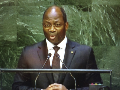 布國總統龔保雷意圖修憲延長任期,但在面臨2天激烈抗議後,於10月31日下台。(取自聯合國視訊網站)中央社