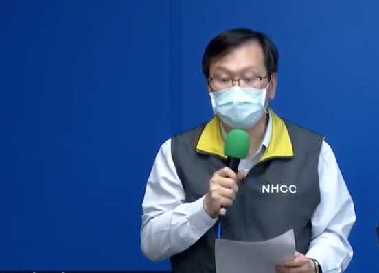 中央流行疫情指揮中心發言人莊人祥今（20）日表示，磐石艦群聚感染已進入次波感染，後續處於潛伏期個案會陸續發病。圖／擷自疾管署youtube