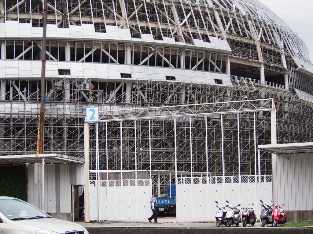 爭議不斷的大巨蛋案可望復工。圖／張家銘