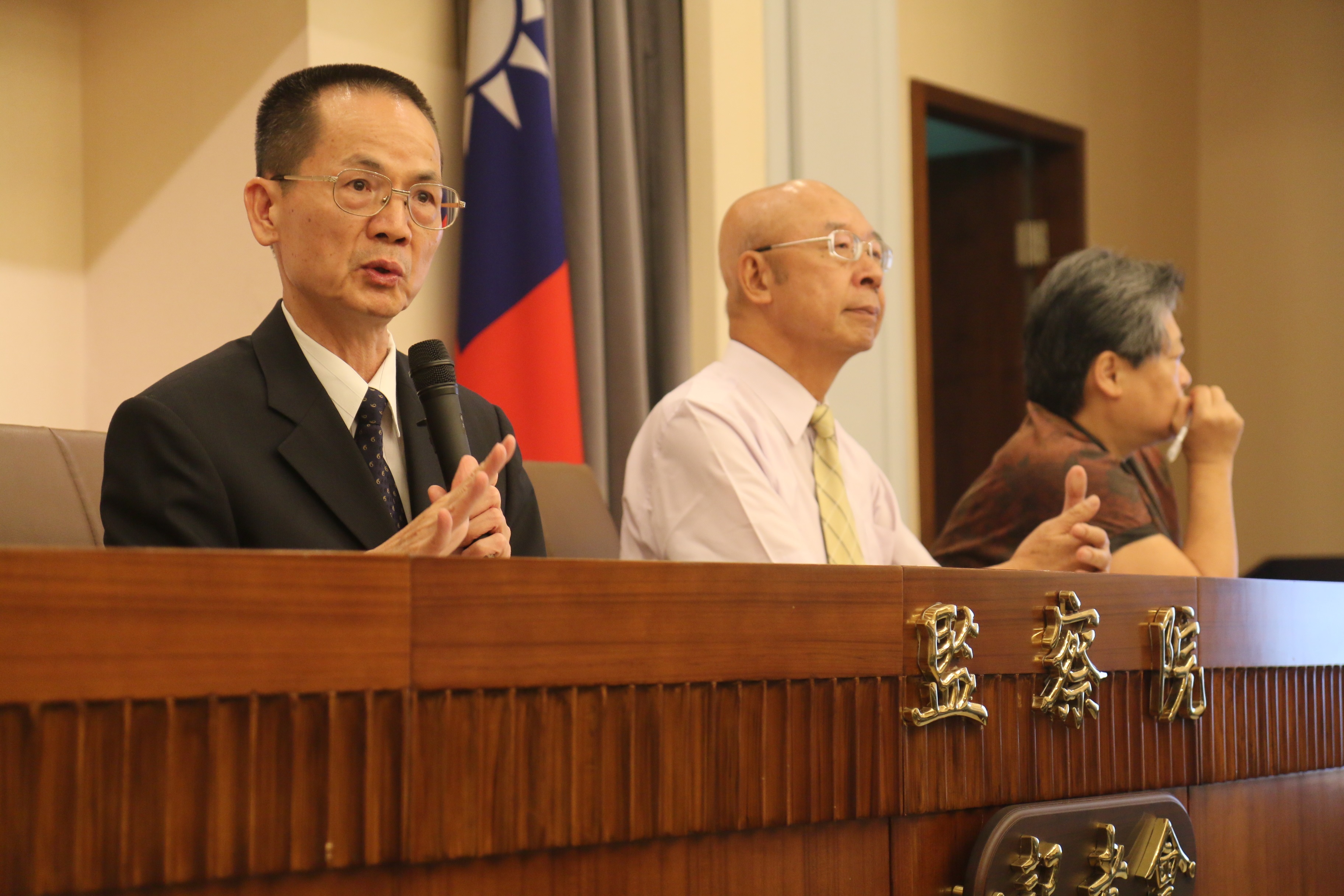 監院舉行「孫郭案」調查報告記者會，為孫立人與郭廷亮平反。（記者何豪毅攝）