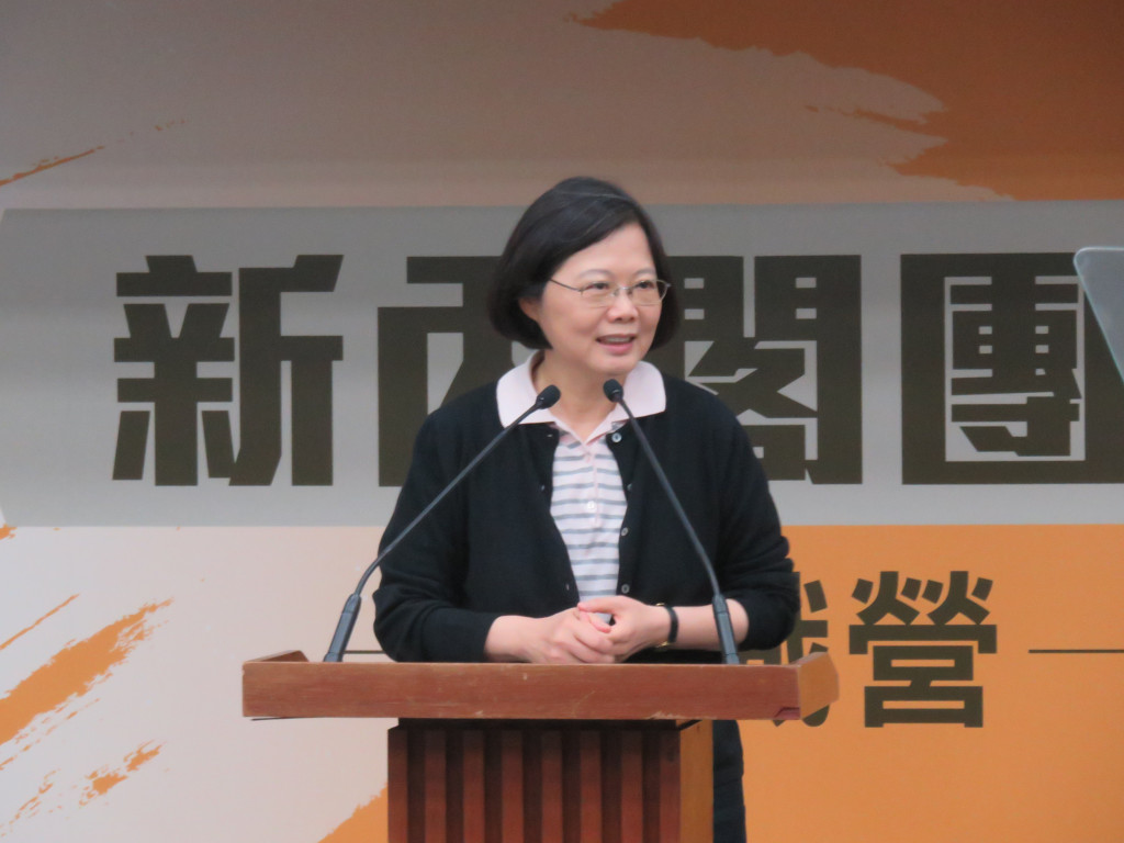 32國人因詐騙案被馬來西亞遣送中國,民進黨:中國一再侵犯我司法管轄權 ,提出強烈抗議(。記者唐詩攝影)20160430