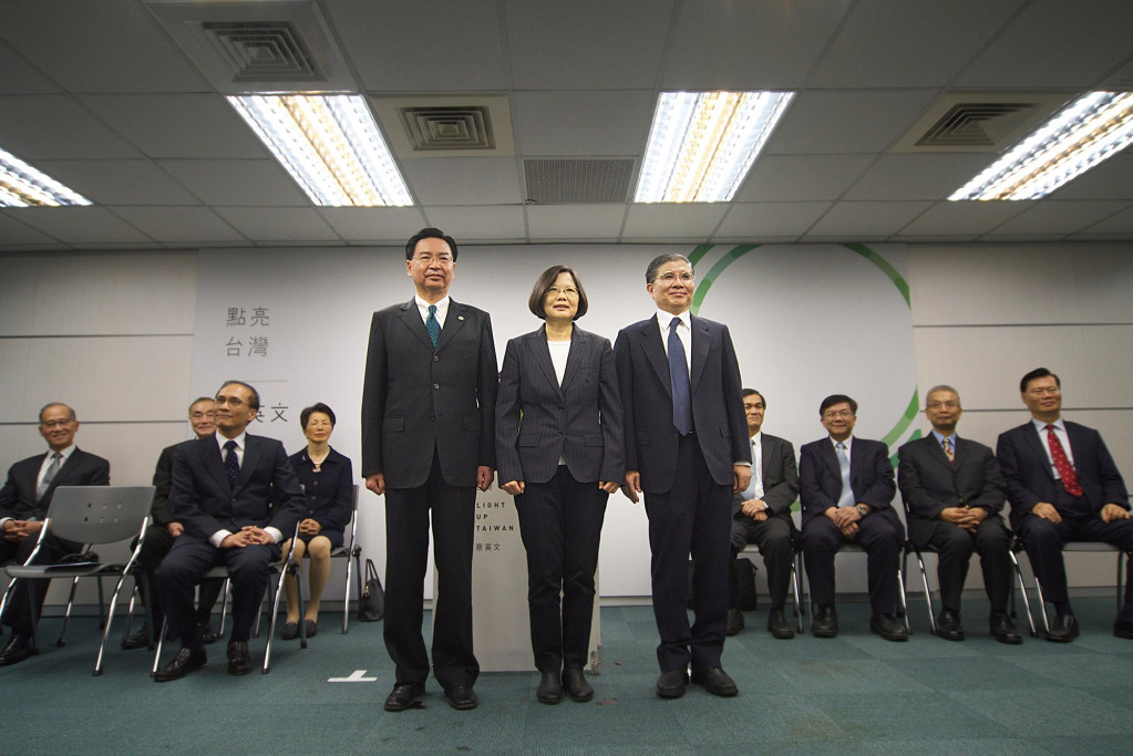 蔡英文今天宣布吳釗燮任國安會秘書長、林碧炤任總統府秘書長（黃謙賢攝）20160415