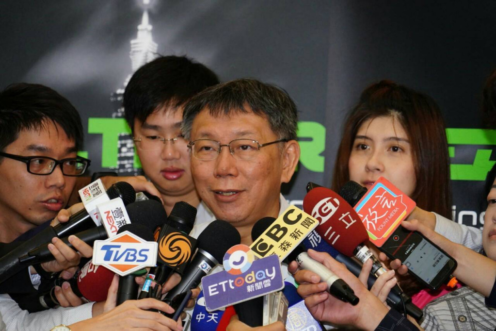 台北市長柯文哲今（3）日表示，他不相信楊蕙如會自己拿錢買下線，一定是上面有人出錢，應往上追查，「其實不用追我也知道」。圖／台北市政府（資料照）