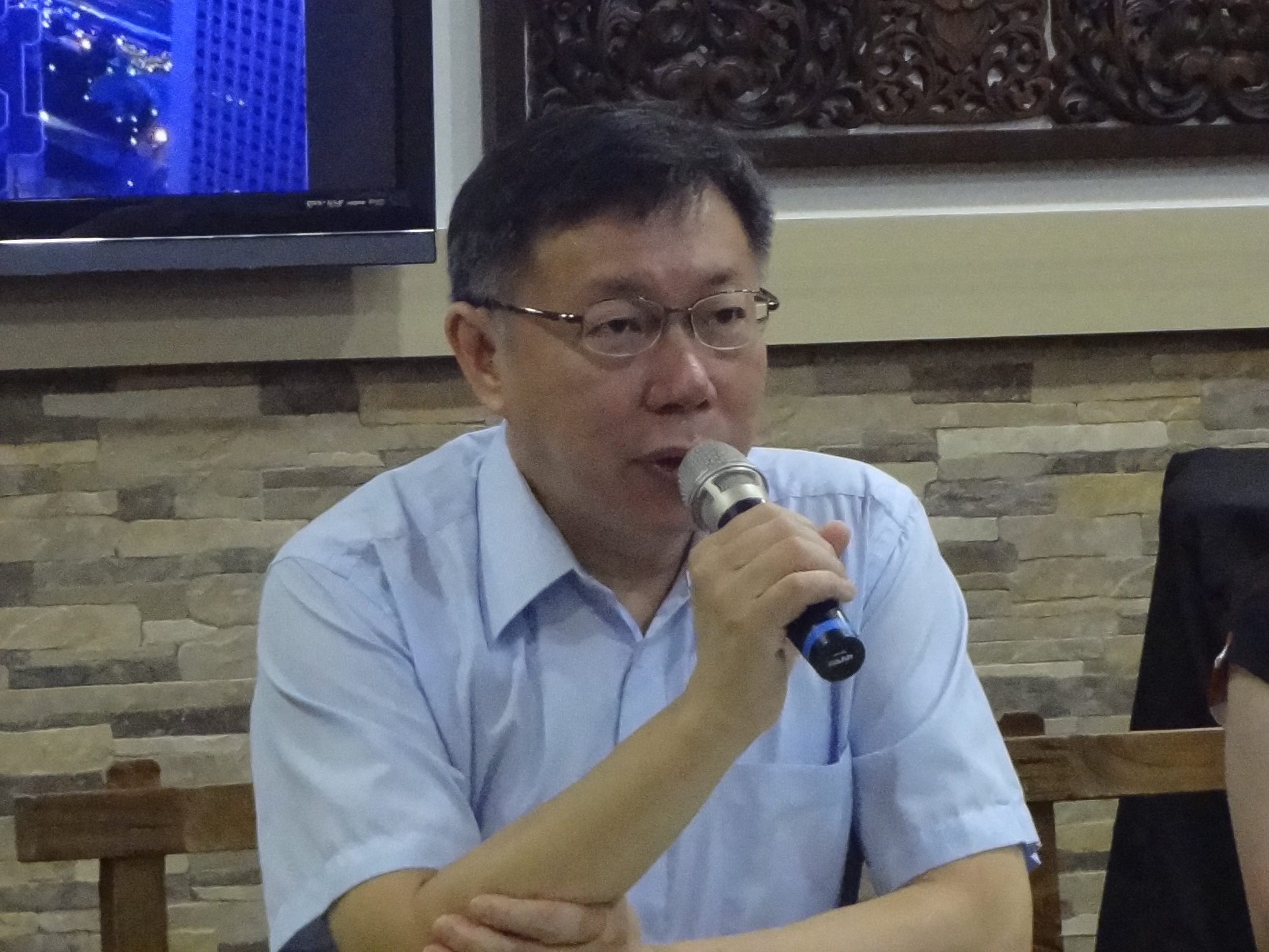 台北市長參選人柯文哲今天(26日)表示,「宇昌案」是完全造假,他絕不會讓類似「宇昌案」發生在他身上。(劉明堂攝)