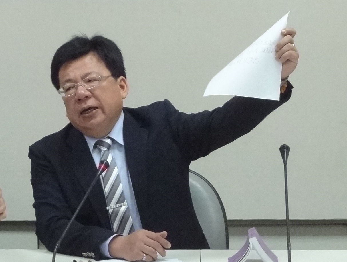 民進黨立委李俊俋今天（17日）質疑考試院副院長被提名人高永光，到中國參加中山論壇，未依法提出申請。（民報資料照片，劉明堂攝）