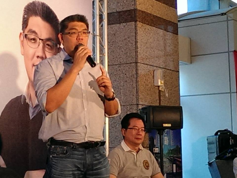 國民黨台北市長參選人連勝文接受總幹事蔡正元「遷建一殯至南港山豬窟」建議,引發地方反彈,蔡正元晚間做出10點說明。(本報資料照片)