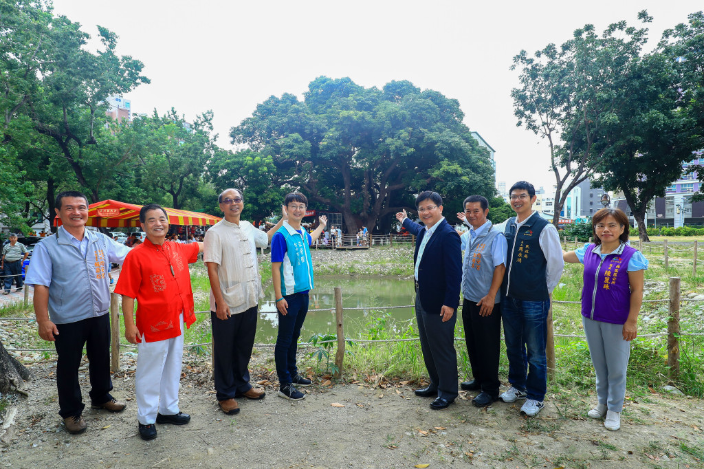 台灣平地最大1026年茄苳王樹慶聖誕，契子民眾齊歡慶（台中市新聞局）