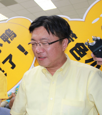 基隆市前議長黃景泰涉犯貪污等案，基隆地方法院今依《貪污治罪條例》判處有期徒刑20年，全案可上訴。(資料照，中央社20150828)