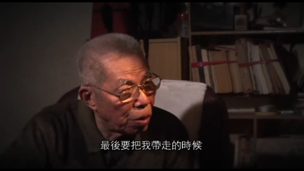 2度被國民黨政府逮捕，出獄時將許多當年綠島監獄（今綠島人權園區）的圖像以攝影夾藏出來或手繪，日後更協助綠島人權園區重建當年情況，台灣民主前輩也是藝術家陳孟和傳出前天（2３日）因病辭世，享壽87歲。圖／取自紀錄片《希望小提琴》第1本以台灣史實和孩子談人權的繪本-- 陳孟和先生專訪