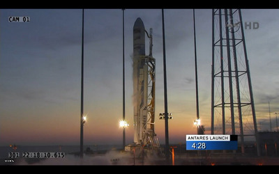 美國國家航空暨太空總署（NASA）指出，天蠍（Antares）火箭在發射6秒後出現故障數據。（取自NASA推特官網）中央社