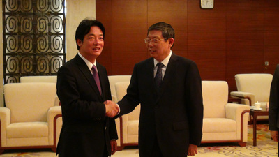 台南市長賴清德訪上海會見上海市長楊雄，隔天發表「台獨極大共識」的說法，考驗民進黨中國政策走向（圖：中央社）