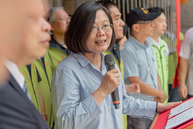 國民黨從有選舉開始，就有買票、賄票、做票等作弊歷史，而民進黨初選就作弊，不可接受！而且在遊戲過程之中多次改規則，都屬於作弊。圖／總統府