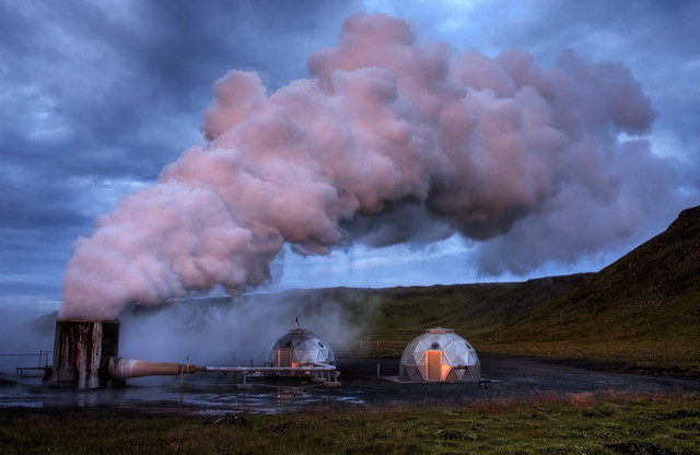 冰島的地熱發電廠。圖／Haukur Herbertsson＠flickr