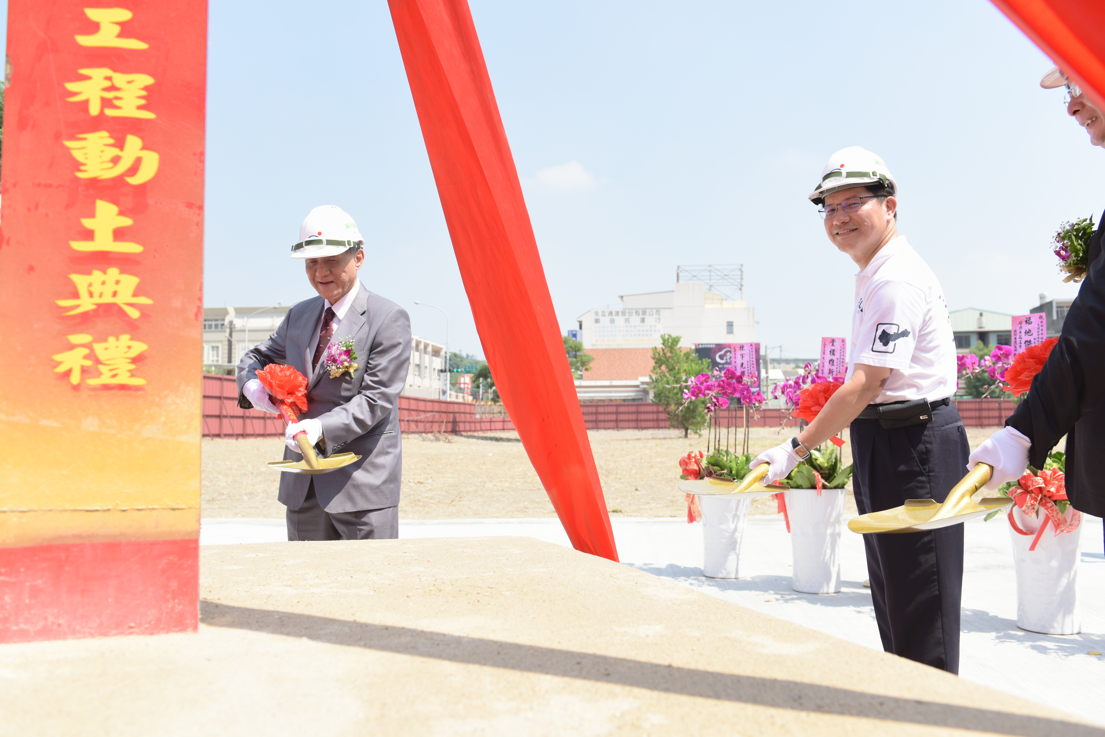 林佳龍參加烏日林新醫院動土，提三大健康城市工程。（林辦提供）