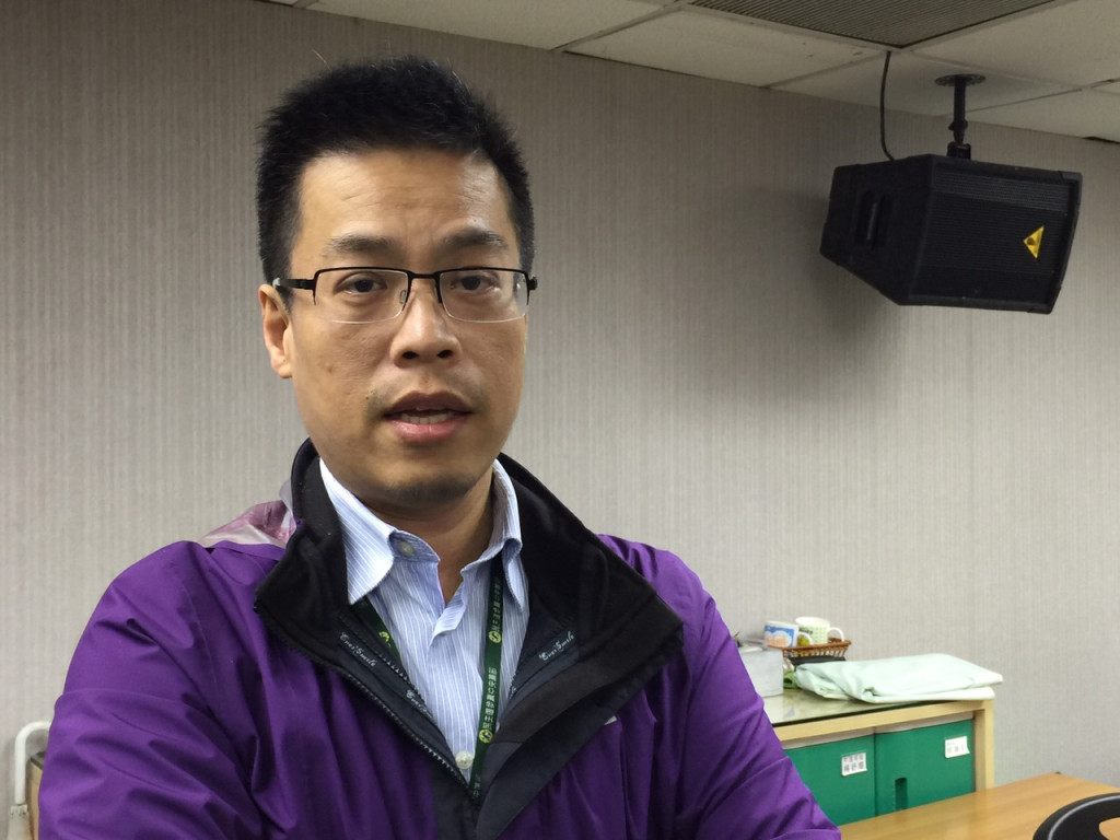 520總統就職典禮，民進黨率隊明天進總統府商討就職典禮相關細節。圖為民進黨新聞部主任黃重諺。（朱蒲青攝）