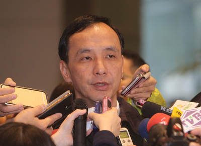 新北市長朱立倫10日(見圖,中央社資料照片)對南市議長李全教遭押表示,他尊重司法、勿枉勿縱,希望司法單位徹查到底。20150210