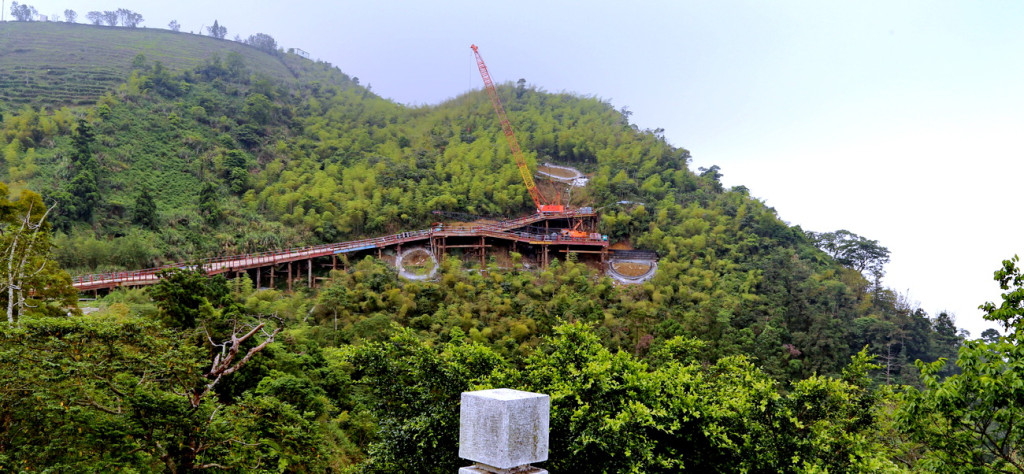 海拔逾一千公尺，全國最長景觀吊橋嘉義梅山「太平雲梯」(照片/嘉義縣府提供)