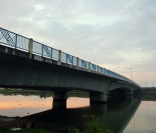 加禮遠橋。