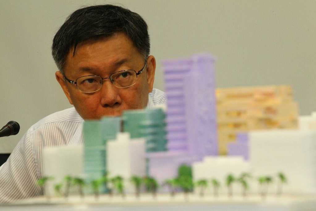 北市府今天在網上公布松菸BOT案合約,台北市長柯文哲(圖)表示將找老闆蔡明忠談一談。(資料照片,北市府提供)20150504