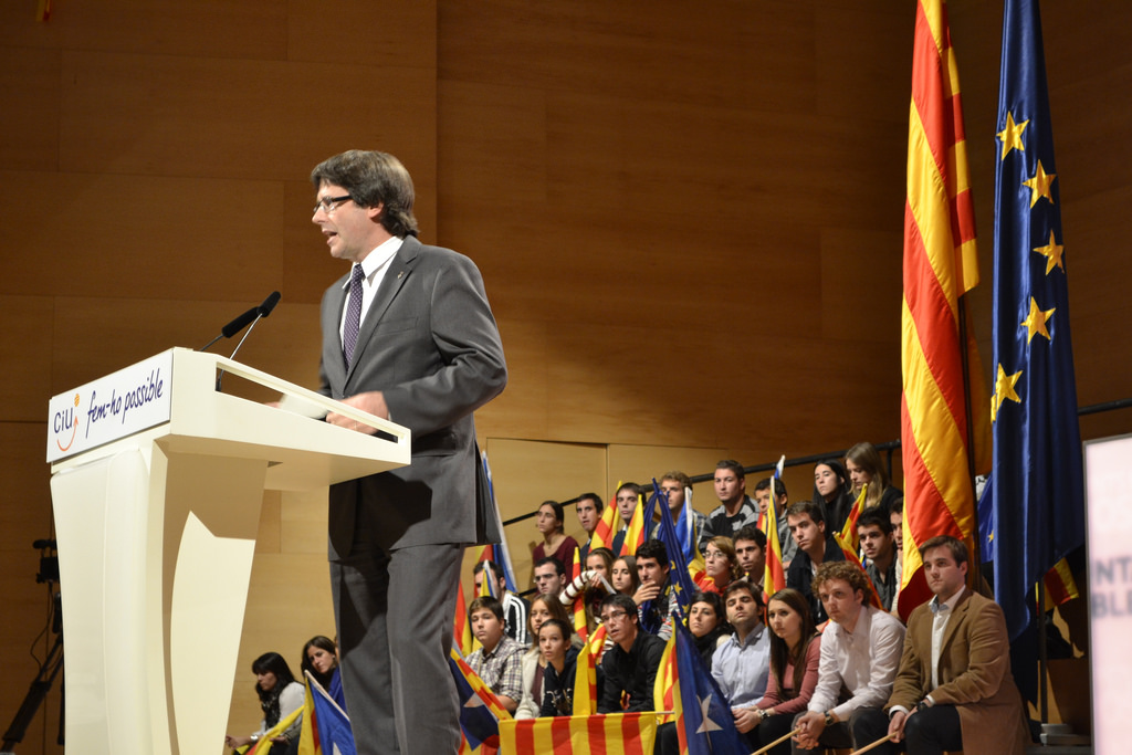 西班牙法官已向加泰隆尼亞前自治區主席普伊格蒙特和另4名部長發出全歐洲的逮捕令。圖／取自flickr