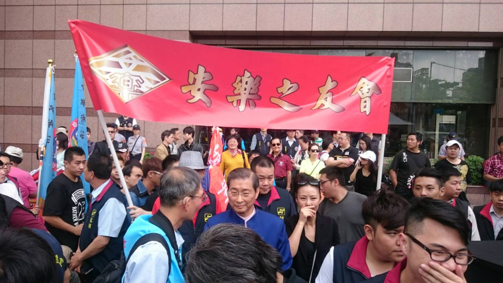 白狼（張安樂）受訪時說，統促黨的力量已經在台灣宮廟系統扎根，將扮演中共侵台的在地協助力量。圖/取自民報資料庫