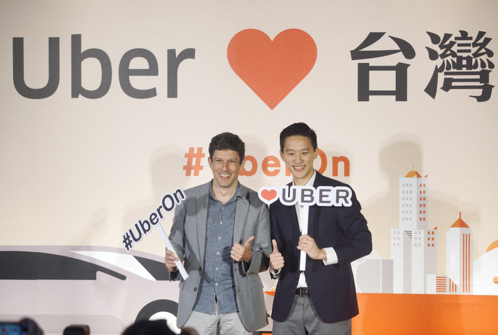 Uber亞太總經理Mike Brown 、台灣區總經理顧立楷舉行記者會，宣布重返台灣市場。圖/張良一