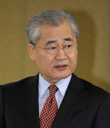 距離毛內閣下台僅剩7個多月，馬毛版的「生產力4.0方案」最多也只能推行半年。此時行政院居然跨越下任總統任期，甚至刻意提出恰好涵蓋下任總統最長任期8年的「9年計畫」，其中究竟有何政治意涵，頗耐人尋味。（中央社資料照）
