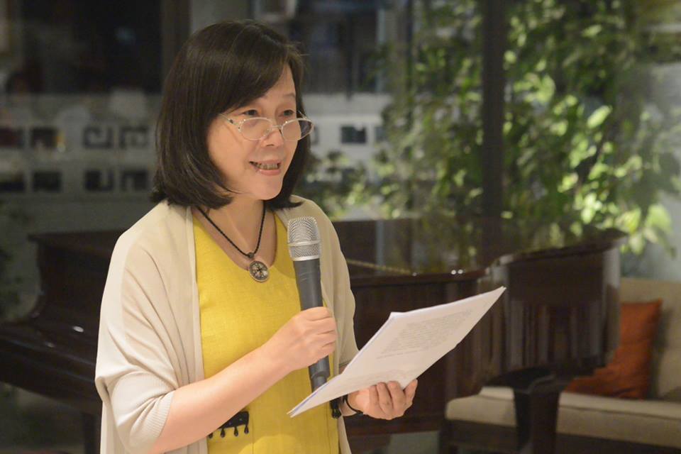 先前，台灣海洋大學共同教育中心講座教授廖玉蕙接受亞洲大學演講，由於被稱為「小姐」，而同樣受邀的節目主持人陳文茜則尊稱「教授」，她認為自己不被尊重而拒絕前往。圖／翻攝自廖玉蕙臉書