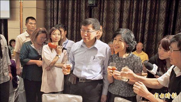 台北市長候選人柯文哲妻子陳佩琪出席募款會。（照片來源：陳佩琪臉書）