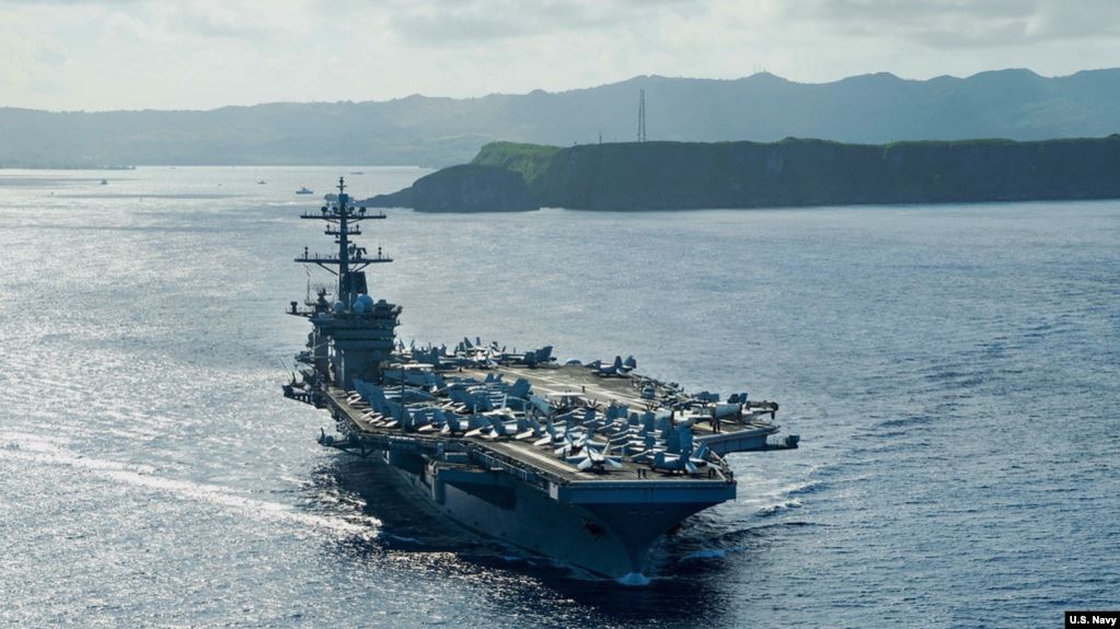 美軍「羅斯福」號（USS Theodore Roosevelt）航母2020年5月21日駛離關島，前往菲律賓海執行任務。圖／擷自U.S. Navy