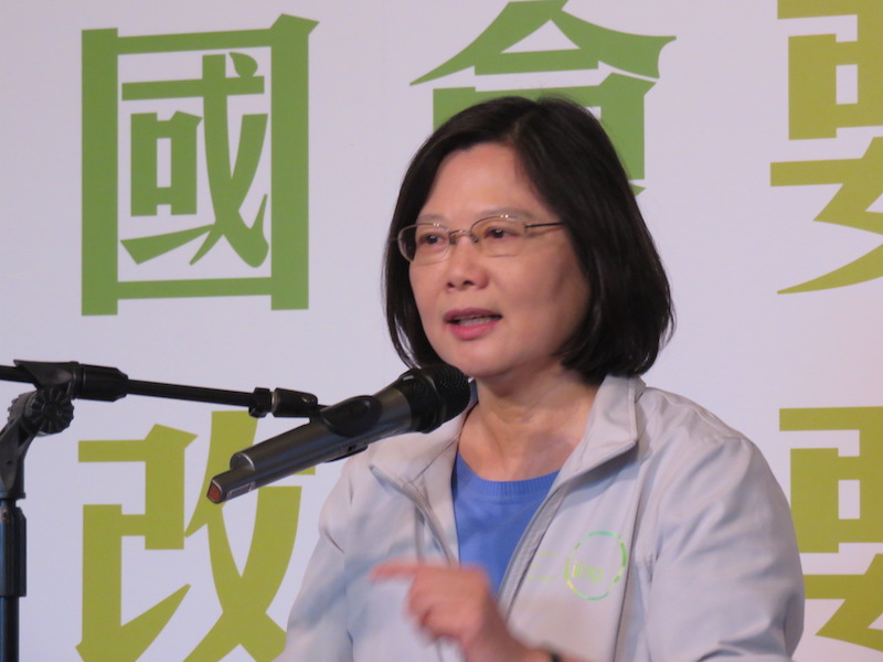 蔡英文將在29年黨慶大會宣示，民進黨經歷失去政權的反省，已重新做好準備。（朱蒲青攝）（檔案照片）