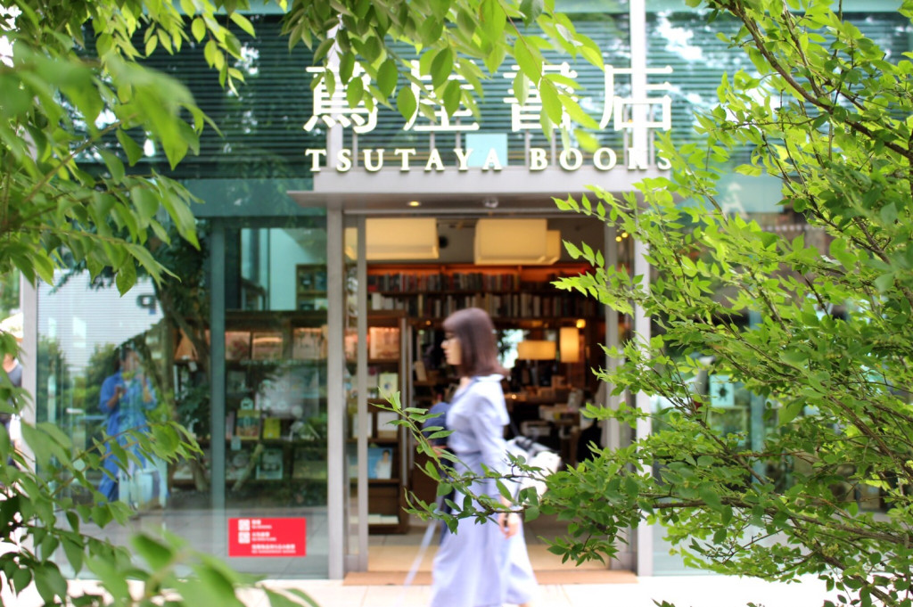 東京代官山蔦屋書店曾被選為世界最美的20家書店之一。今天起，也正式來台，進駐台北信義區。圖為代官山蔦屋書店。圖/沈聰榮