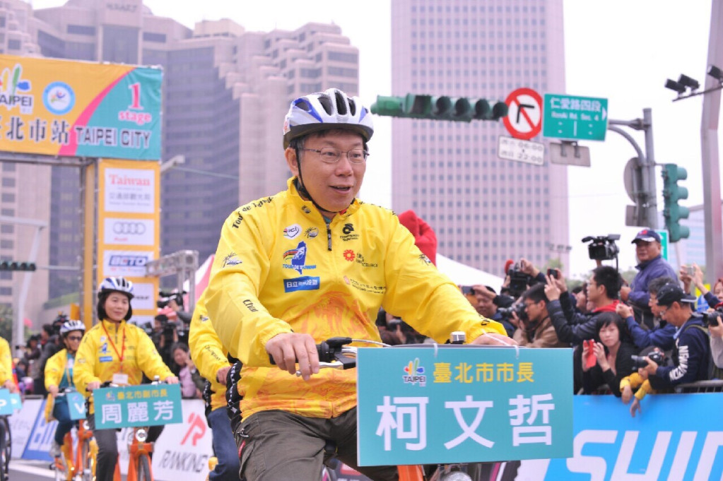 柯文哲今早出席2015國際自由車環臺公路大賽。(朱蒲青攝)