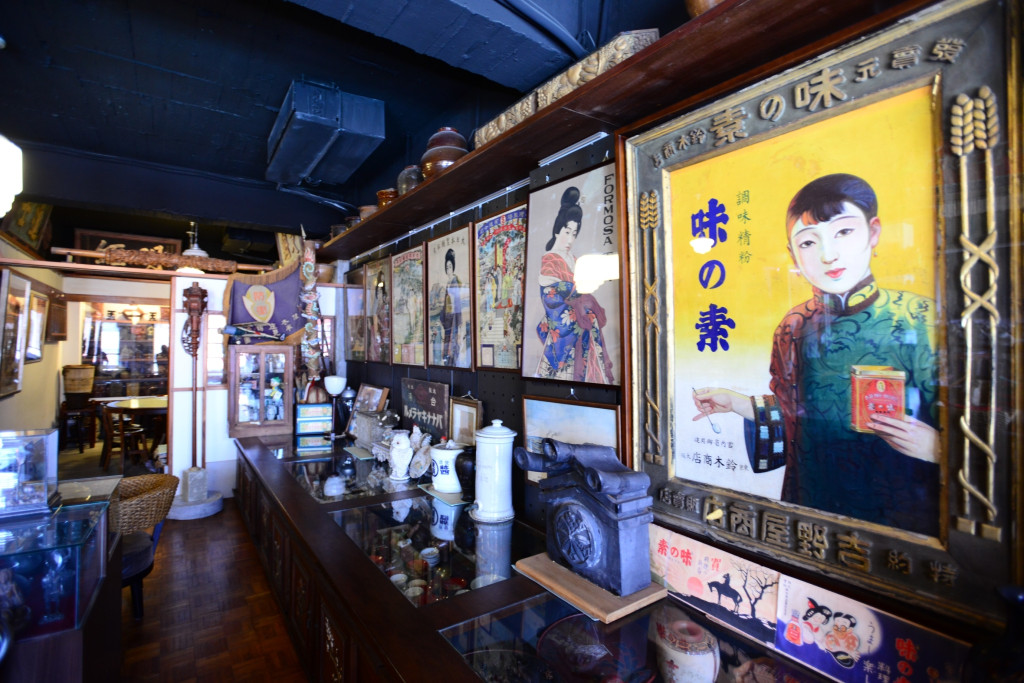 收藏大量台灣文物的私人展館「秋惠文庫」今（30）日最後一天營業。圖／郭文宏攝