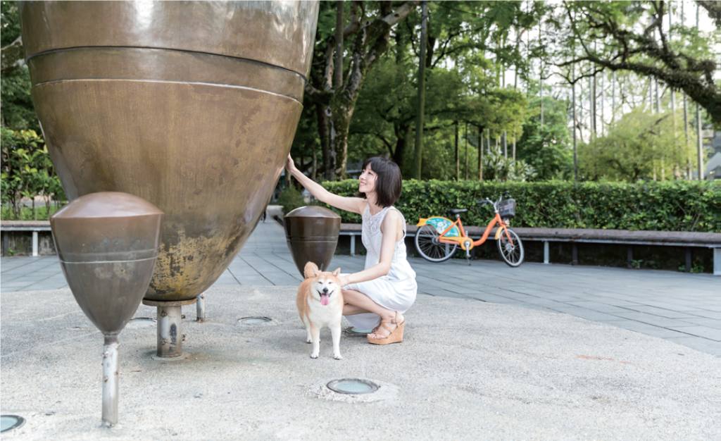 擁有百年歷史的古城大溪，除了有寵物友善餐廳，更有公園綠地讓毛小孩奔跑，與主人一起享受愜意的悠閒時光。 