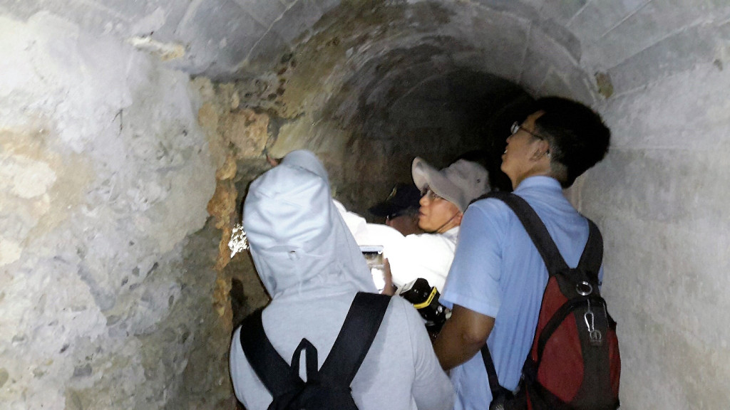 屏東文化處現勘恆春半島與內埔二戰軍事遺構。(圖/屏東縣文化處)