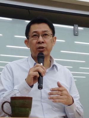 教育部長蔣偉寧因涉及論文造假的國際學術醜聞，經一夜思考後，今日宣布請辭。(中央社)