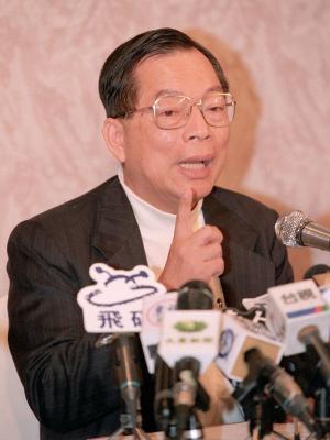 前東帝士集團總裁陳由豪在債留台灣六七百億潛逃中國，今日北檢以追訴期已過偵結東展興業掏空案，但因陳由豪涉及案件太多，仍難以擺脫通緝犯身份。（中央社檔案照）