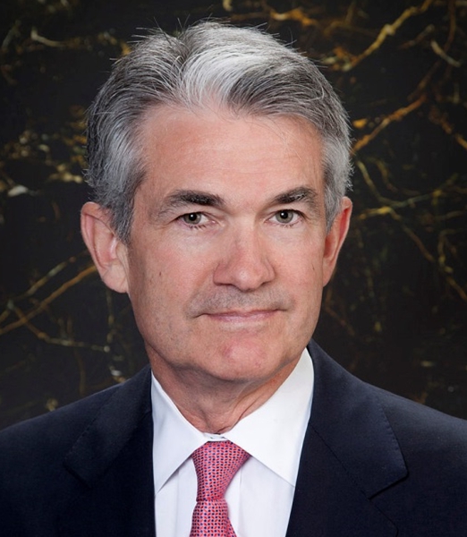 美國聯邦準備理事會（Fed）主席鮑爾（Jerome Powell）星期三警告說，新冠疫情導致經濟面臨長期衰退的威脅，並敦促國會和白宮採取進一步行動以防止出現長期經濟損害。圖／擷自維基百科，公有領域